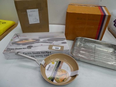 Lot 3639 - Ninja ceramic frying pan, electric double hot...