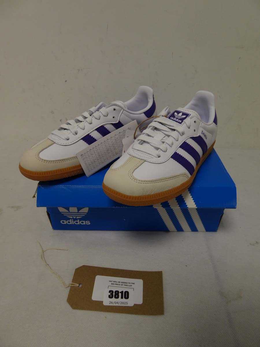 Lot 3810 - Boxed pair of ladies Adidas Samba,...