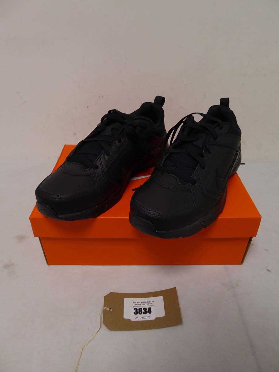 Lot 3834 - Boxed pair of Nike DefyAllDay, black, UK 10.5