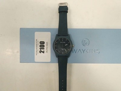Lot 2100 - Waykins wristwatch with box