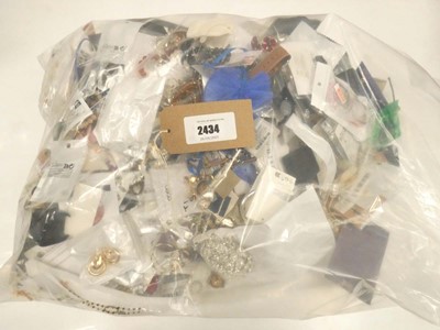 Lot 2434 - Bag containing quantity of loose costume and...