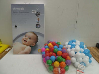 Lot 3673 - Shnuggle squishy changing mat and 2 bags of...