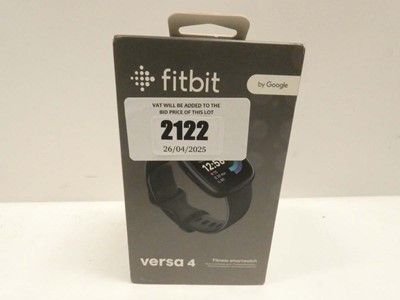 Lot 2122 - Fitbit Versa 4 fitness smartwatch