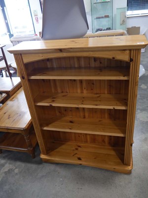 Lot 1025 - Modern pine open fronted bookcase