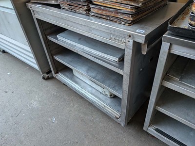 Lot 857 - 2 mobile hot cabinets (Failed electrical test)
