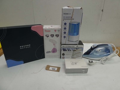 Lot 3683 - Philips steam iron, MIni steam iron,...
