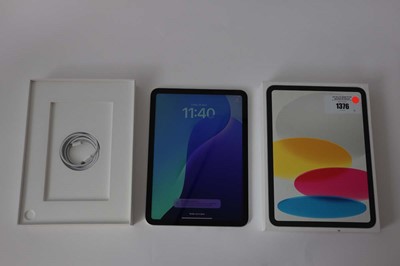Lot 1376 - Apple iPad (10th Generation) Wi-Fi, 64GB,...