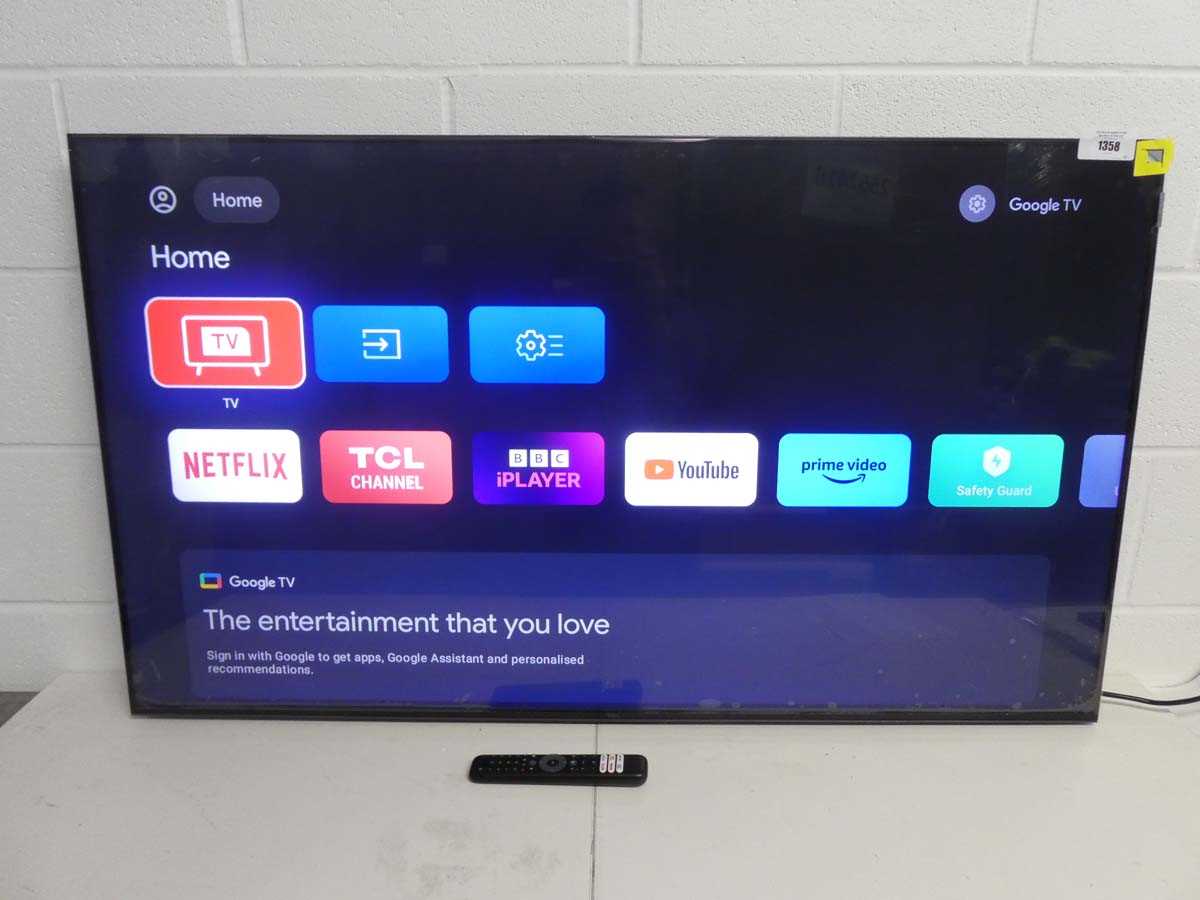 Lot 1358 - TCL 55" smart TV with remote, no stand (R39)