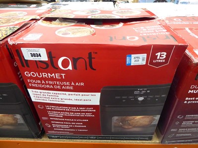 Lot 3034 - Boxed Instant Gourmet air fryer oven