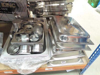 Lot 3055 - Quantity of stainless steel buffet food...