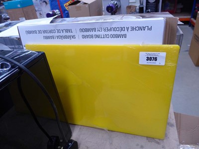 Lot 3076 - Yellow chopping board, and Seville Classics...