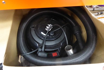 Lot 3138 - Henry Micro vacuum in box, with pipe and pole
