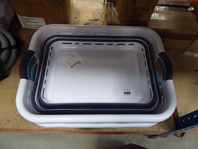 Lot 3106 - 3 space saving laundry baskets