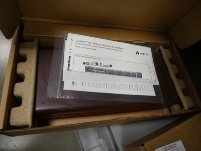 Lot 2250 - Vertiv Cybex SC940DPH switch box
