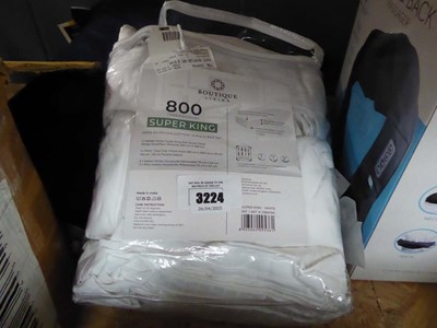 Lot 3224 - Boutique Living super king egyptian cotton bed...