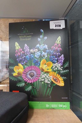 Lot 3178 - Lego Wild Flower bouquet