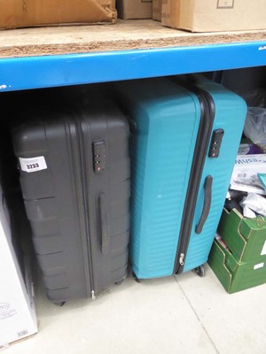 Lot 3233 - Three large hard shelled American Tourister...