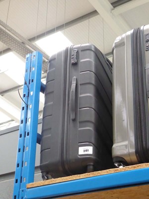 Lot 3191 - Large hard shelled American Tourister suitcase