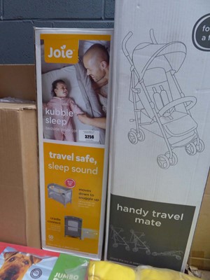 Lot 3256 - Joie travel cot