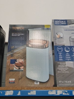 Lot 3321 - Boxed Tower 58l sensor bin