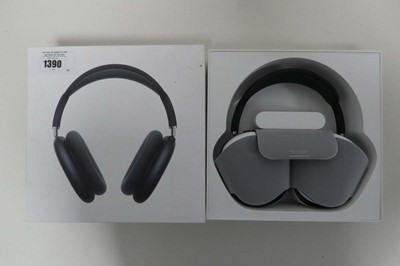 Lot 1390 - Apple AirPods Max, Midnight, model A3184, boxed