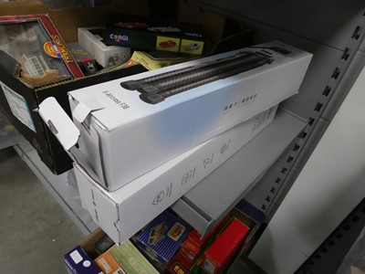 Lot 2463 - 2 boxed Ulanzi ex-photo pro, x-air cross F38...