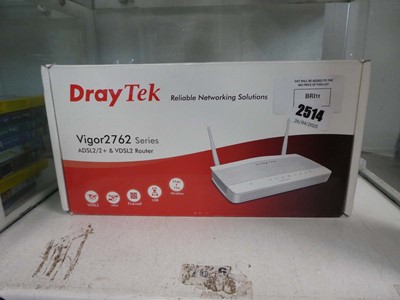 Lot 2514 - draytek Vigor2762 router