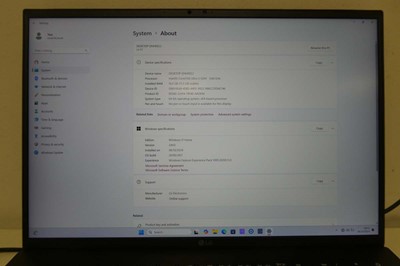Lot 1403 - LG Gram 16Z90S notebook PC, Intel Core Ultra 5-...
