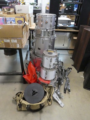 Lot 2535 - 7 piece drum set with cymbals, stands etc.