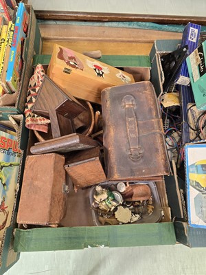 Lot 447 - A tray containing a leather bound travelling...