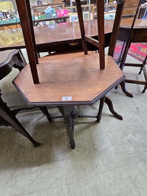 Lot 81 - An Edwardian walnut octagonal occasional table