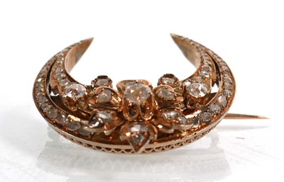 Lot 740 - A late 19th/early 20th century yellow metal...
