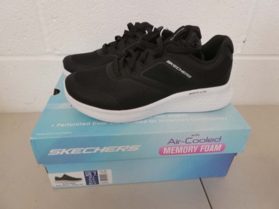 Lot 1618 - Boxed pair of Skechers skech lite air cooled...