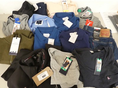 Lot 1662 - Approx. 15 branded items of clothing to...