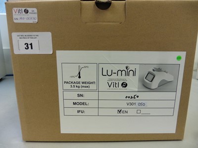 Lot 31 - VITL Lu-Mini luminometer with box and accessories