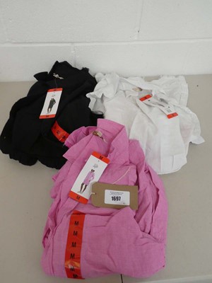 Lot 1697 - Approx. 25 women's long sleeve button up...