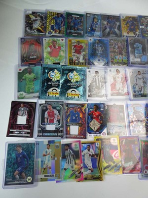 Lot Qty of top loaded/sleeved football trading...