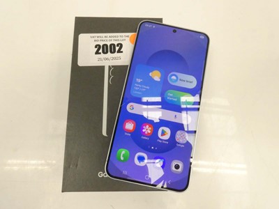 Lot 2002 - Samsung S25 256GB Icy Blue with box and cable