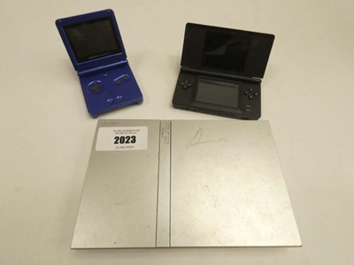Lot 2023 - PS2 Slim unit, Game Boy Advance SP and...
