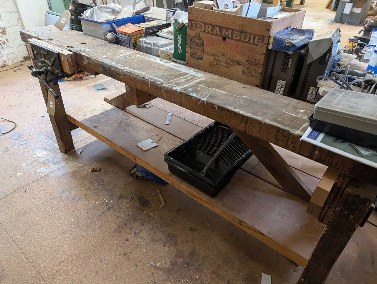 Lot 8 - 2m carpenters bench with vice and a 4 drawer...