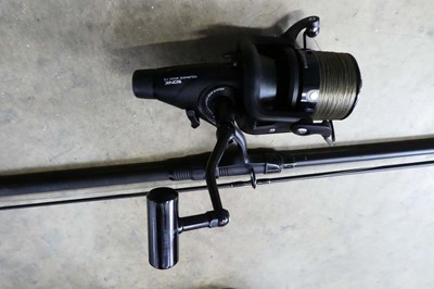 Lot Sonik S3 carp fishing rod with Sonik Tournos...