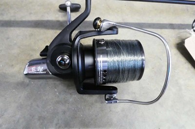 Lot Longbow DF 12' carp fishing rod with...