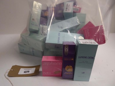 Lot 1081 - Large quantity of all over complexion...