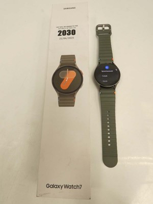 Lot 2030 - Samsung Galaxy Watch 7 with box