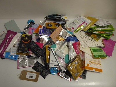 Lot 1080 - Large selection of various toiletry samples