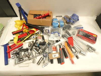 Lot 4611 - Bag of tools including socket set, various...