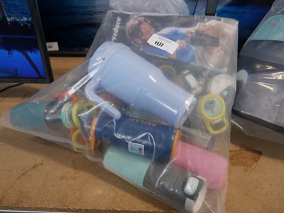 Lot 1177 - Bag containing drink bottles and flasks