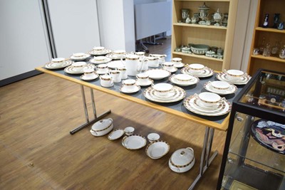 Lot 285 - A Royal Crown Derby Ambassador pattern service...