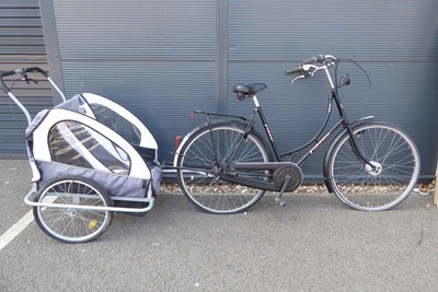 Lot 4022 - Pointer Glorie shopping bike in black with...