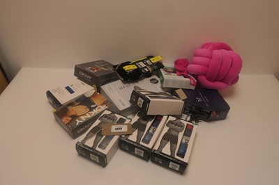 Lot 3430 - A bag of mixed accessories to include DKNY etc